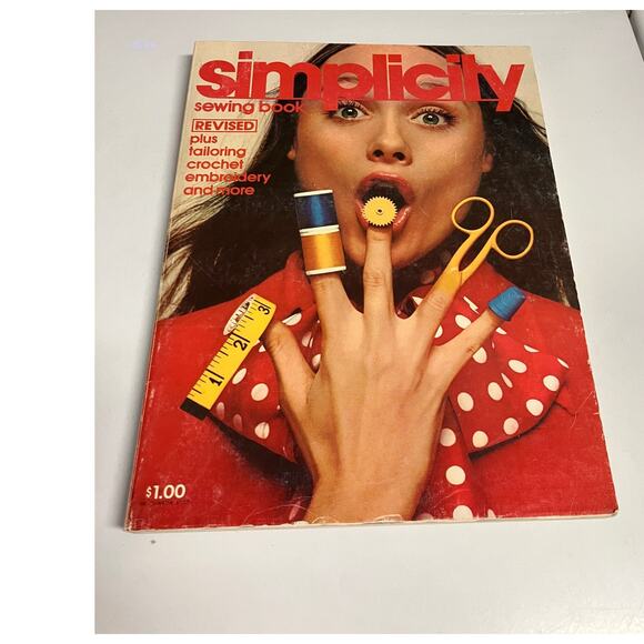 Lot of 2 Vintage Simplicity Sewing Books – Step-by-Step Guides, Revised Editions - Picture 6 of 10